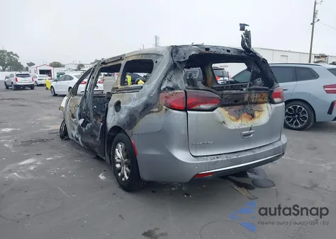 2018 Chrysler Pacifica Touring Plus z USA, uszkodzony, nr VIN 2C4RC1FG1JR212213